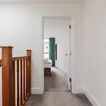 Redland Stay In Bespoke Home 1 Of 2